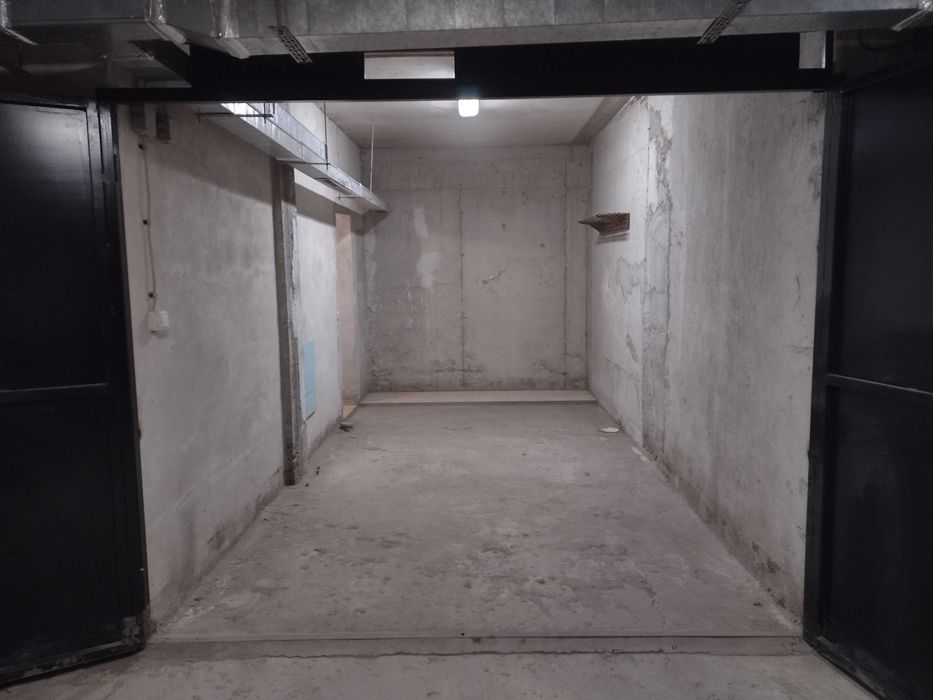 Отдавам гараж под наем в Студентски град