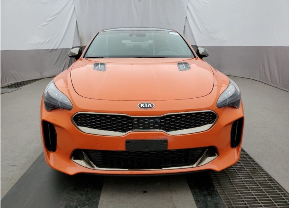 Продаётся Kia Stinger