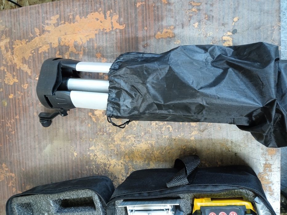 Продам новый лазерный уровень