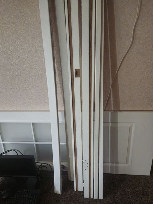 дверь 70×2000 с матовым стеклом облегченая