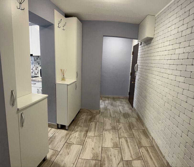 Apartament 3 camere , spartacus