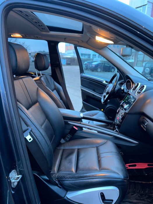 Vând Mercedes ml  2011 300 cdi 4matic formatic