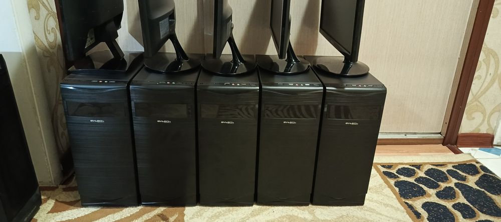 Продам офисный компьютеры с монитором 5штук