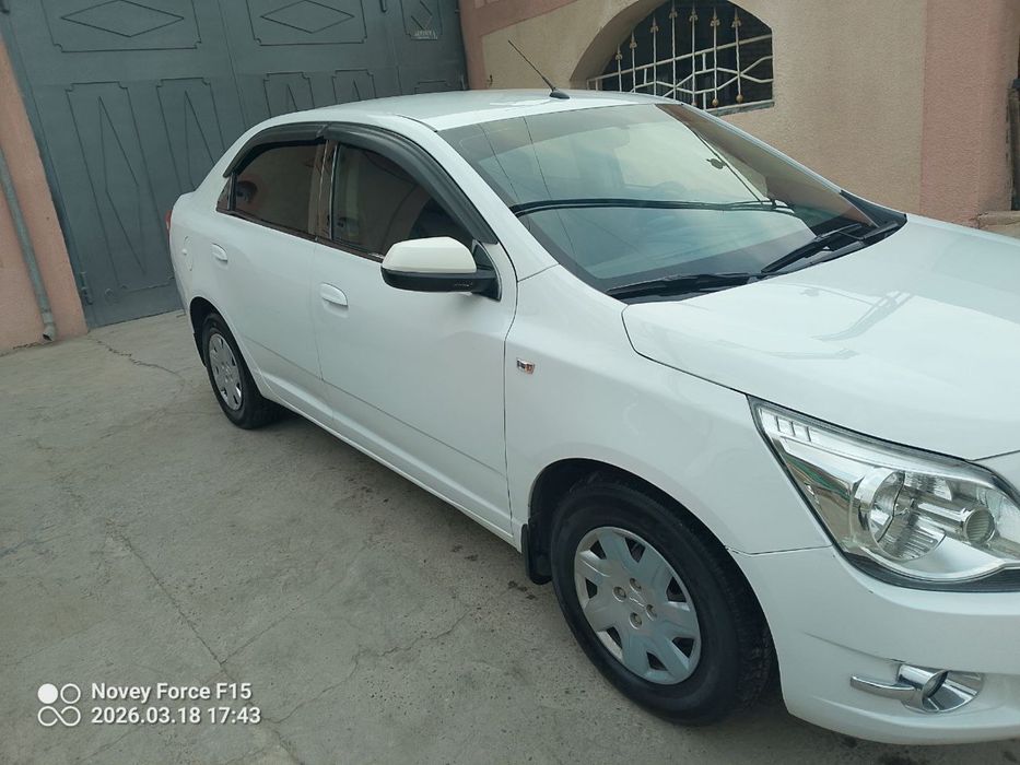 Cobalt avtomobili sotuladi