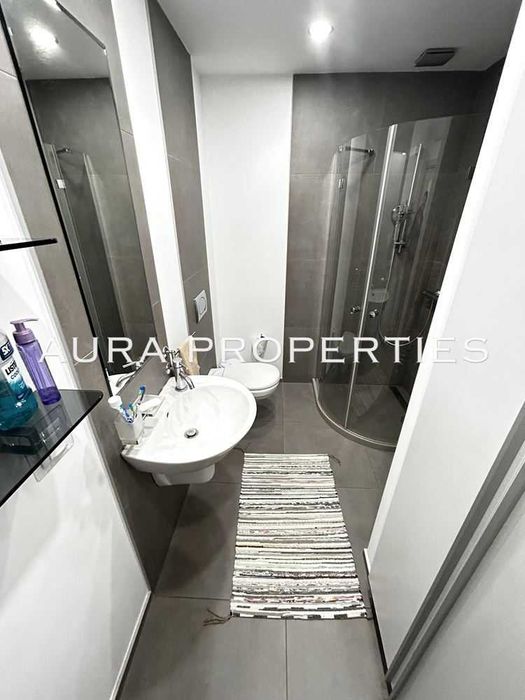 Продава се Тристаен апартамент в Разград, Житница - 75 кв.м за 1823 €/кв.м - Снимка #10