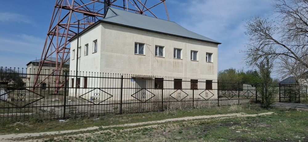 Здание продается