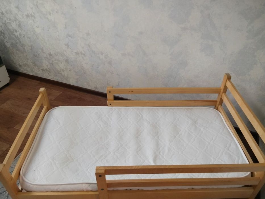 Детская кроватке