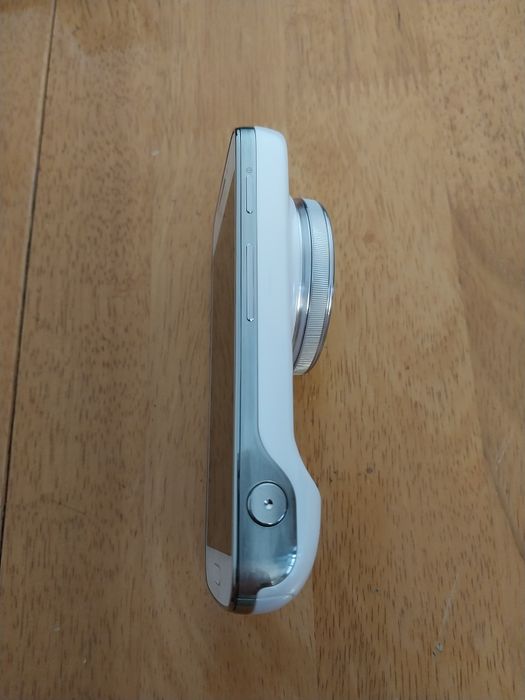 Samsung galaxy S4 zoom