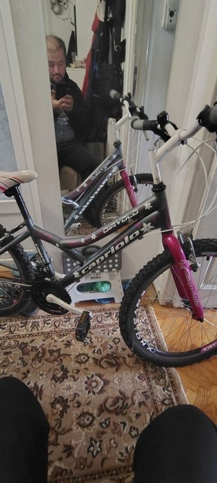 Vând bicicletă dama foarte frumoasa,stare foarte bună
