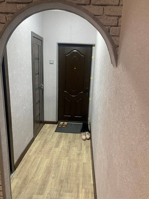 Сдам в аренду двухкомнатную квартиру массив Феруза