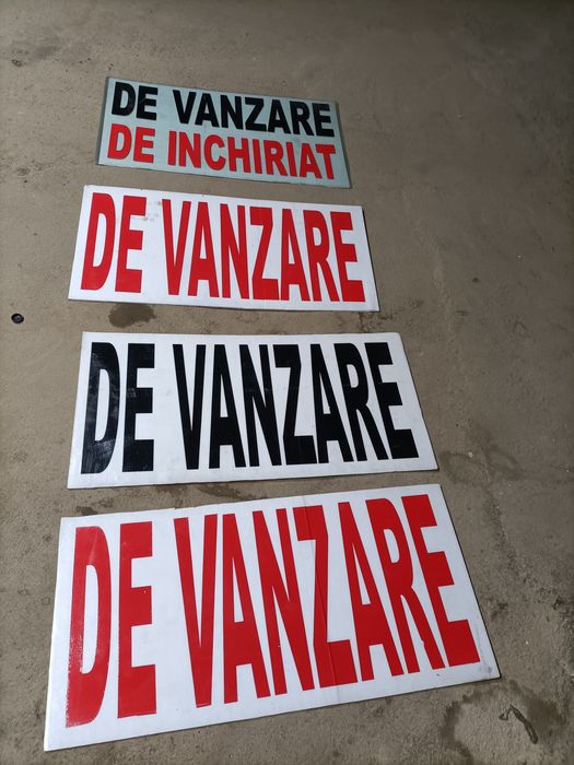 Panou publicitar din policarbonat 135/65 cm + - de 0,8 , accept schimb