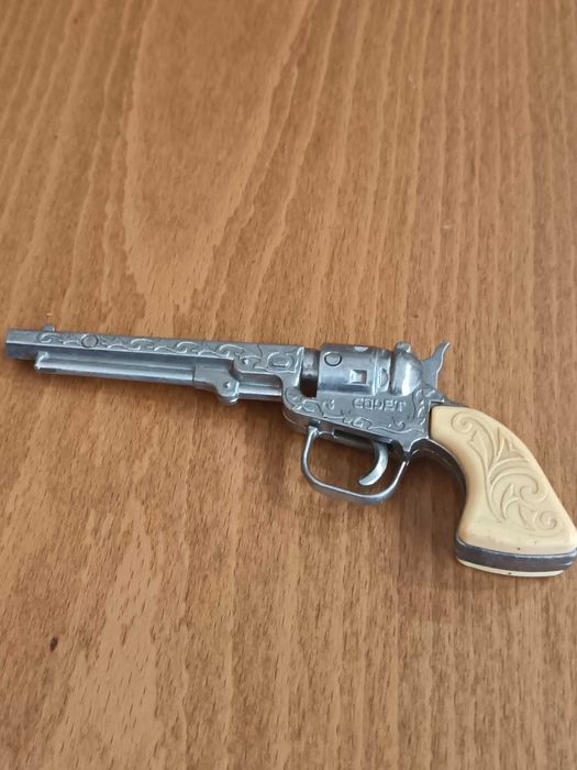Ретро играчка винтидж пистолет   Кадет/Cadet