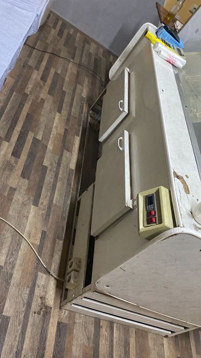 Холодильник витриный