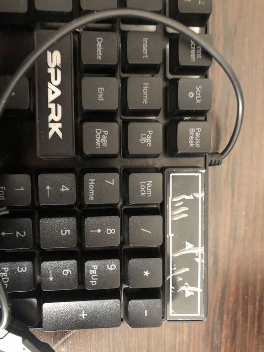 Игровая клавиатура подсветкой