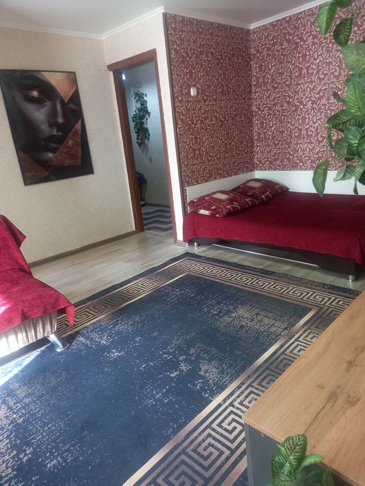 Двухкомнатная, часы, ночь, сутки