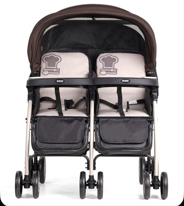 Коляска для двойняшек