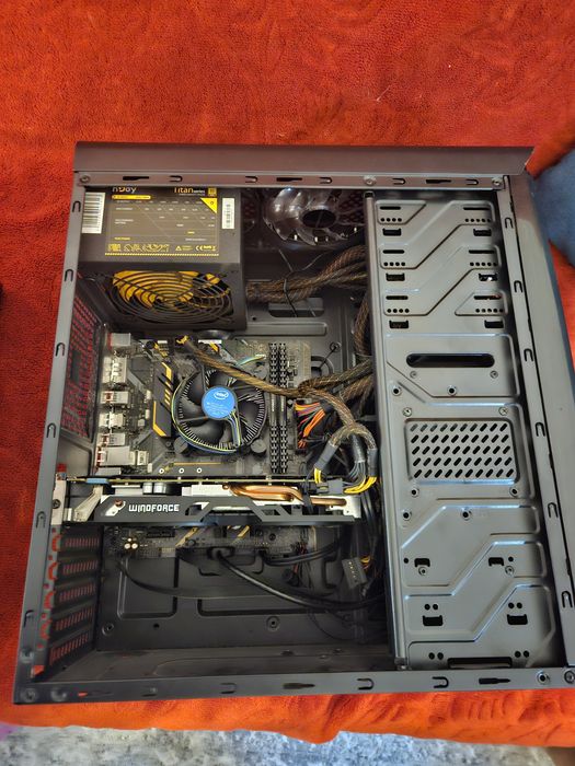 DE VÂNZARE - PC Rapid & Stabil (Perfect pentru Office/Școală/ Gaming)