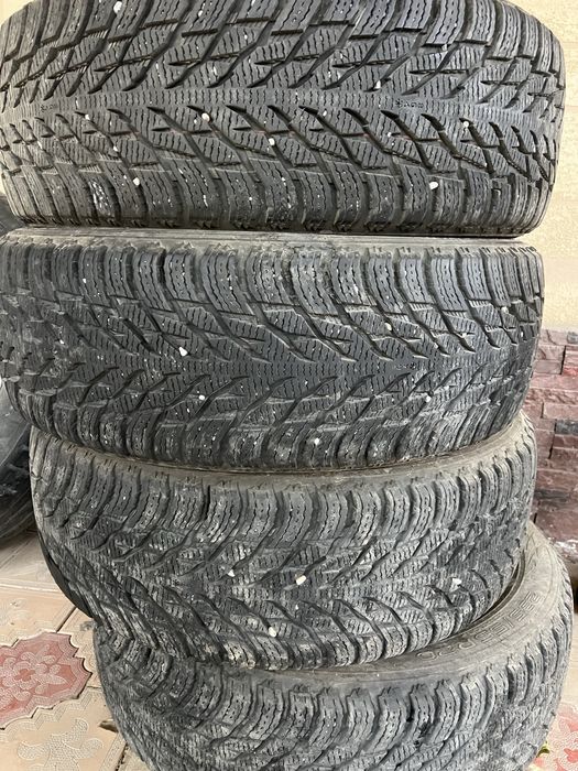 Автошины для легковых автомобилей 235/55/20