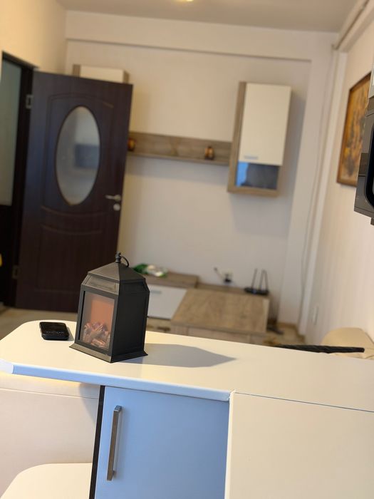Închiriez apartament pentru Untold .