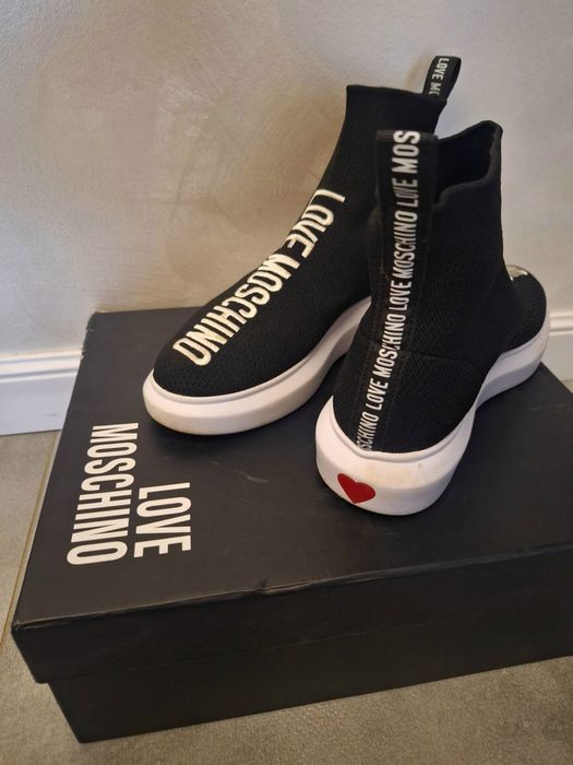 Дамски високи сникърси тип чорап Love Moschino