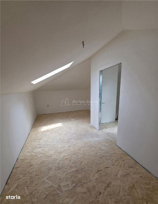 Casa individuala - Tunari - P + M - 5 camere - 2 bai - 165mp - 350mp t