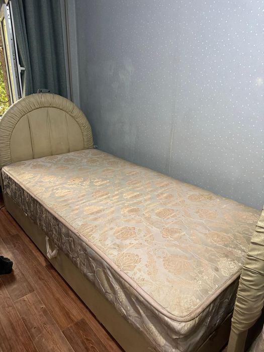 срочно продается кровать