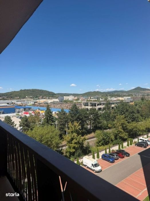 Apartament zona Isu , 3 camere !