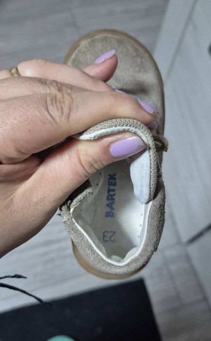 Ghete piele Bartek 23
