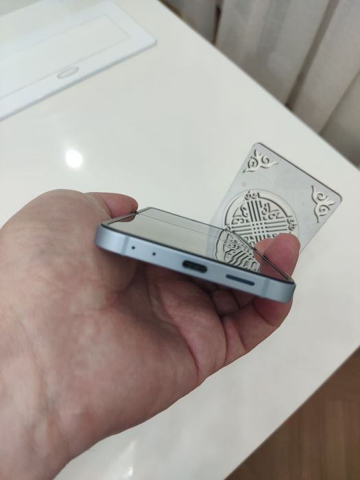 Samsung Z flip 6 12/256  обмен