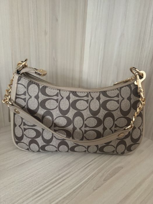 Дамска чанта Coach