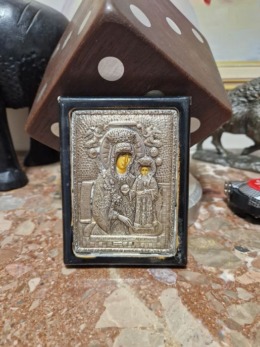 Прекрасна антикварна сребърна икона със сертификат