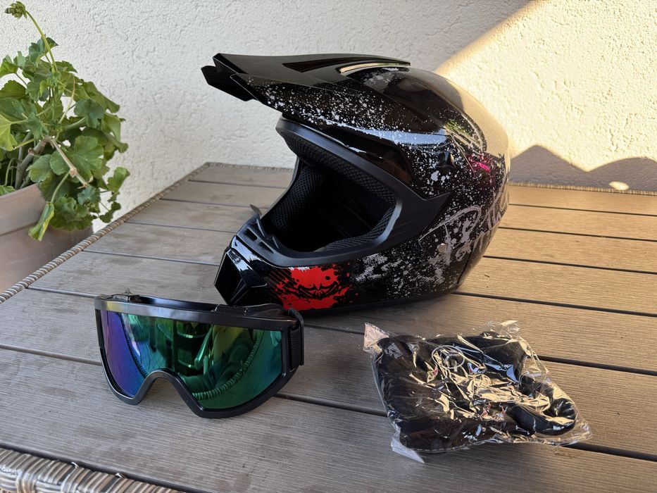 Casca moto trotineta cross downhill , marimea M sau L , NOU