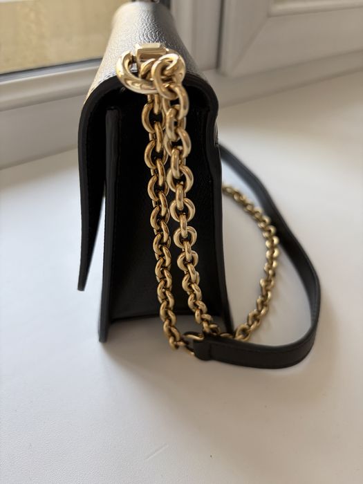 Продам сумку FURLA