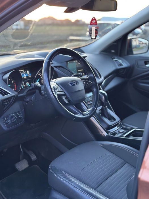 FORD Kuga 2019 — imagine 3