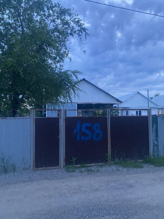 Дом на дачном участке Ақтөбе
