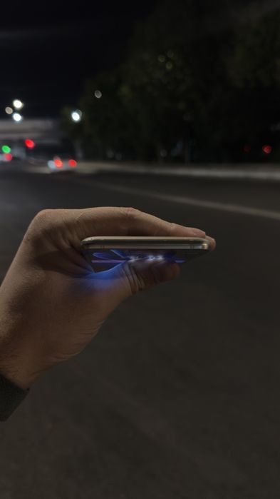 Samsung j5 sotiladi