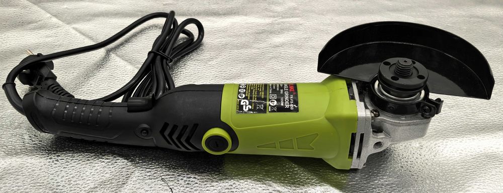 Polizor unghiular 1050W – Putere si Precizie la Pret Imbatabil