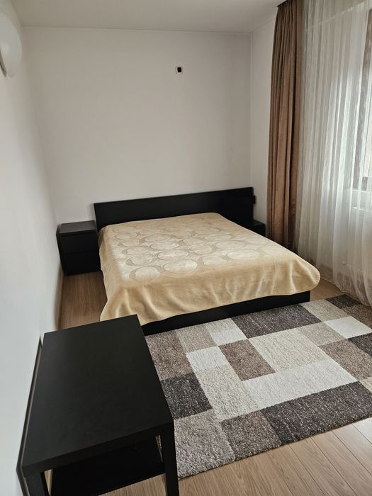 Inchiriez apartament cu 3 camere in Cartierul Latin bloc C1!