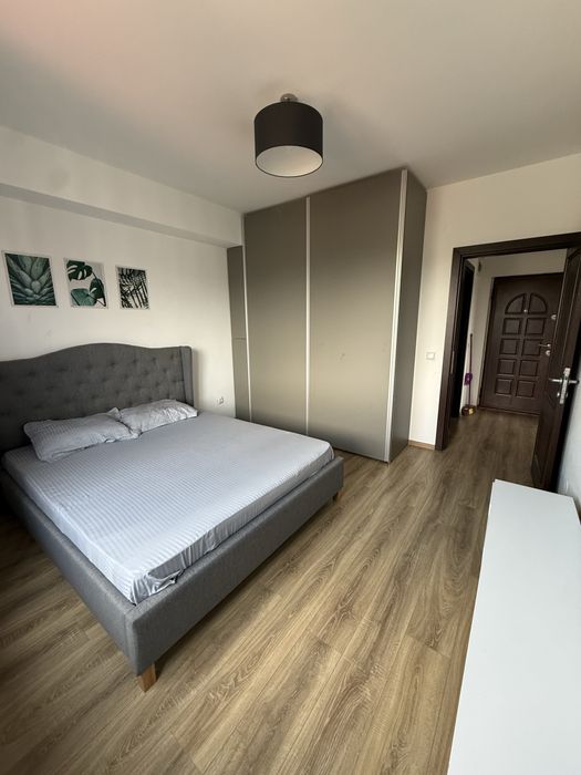 Apartament cu 2 camere decomandat, zona Centrala