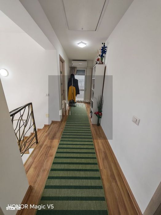 Vila Individuala 4 camere,200 mp  curte/Otopeni x