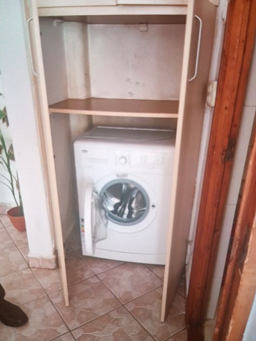 Închiriez apartament cu doua camere