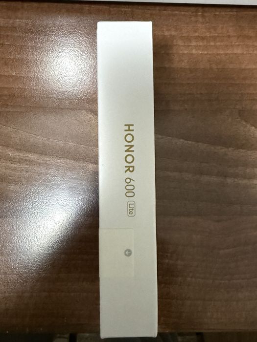 Honor 600  lte 5g