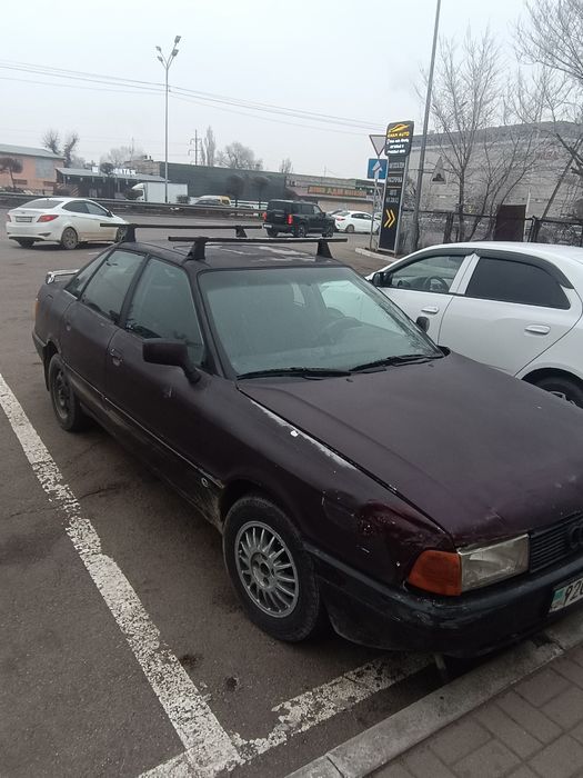Продам Ауди 80 б3 1.8