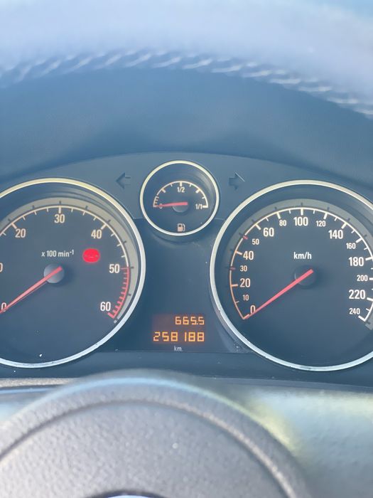 Opel astra h caravan 1.7 CDTI 110CP -2008 -3500€