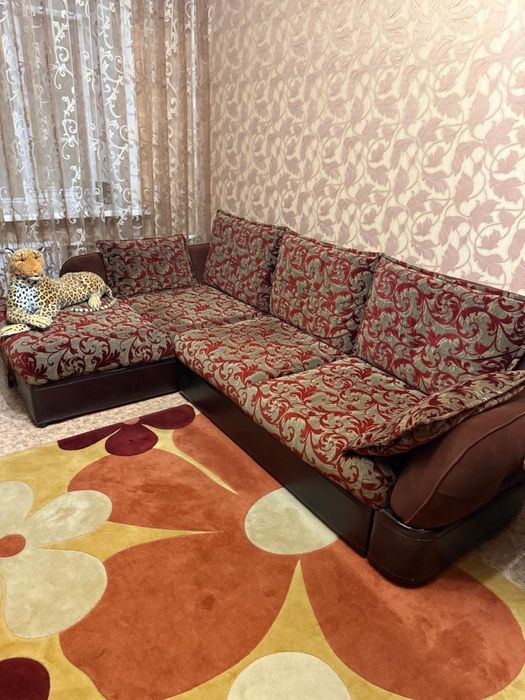 Продам угловой диван