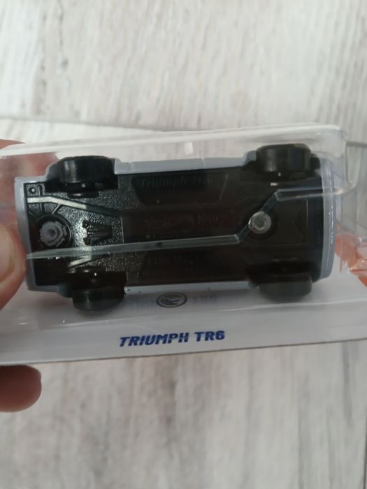 Хотвилс ТХ машинка