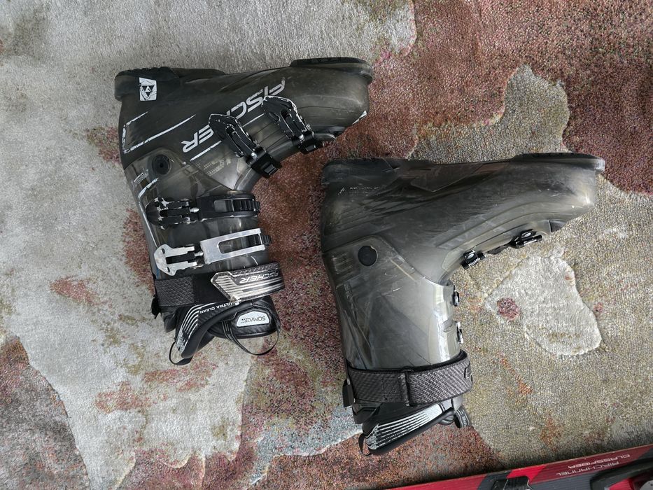 Ски и ски обувки