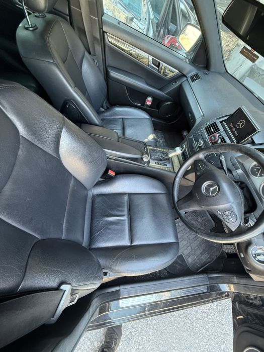 На части w204 Мерцедес C 320 Cdİ 224 кс 7G /Harman Kardon