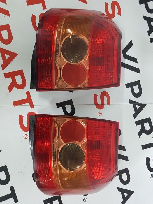 Toyota Corolla Auris Hatchback 2004-2007 Стоп Стопове Фарове крик