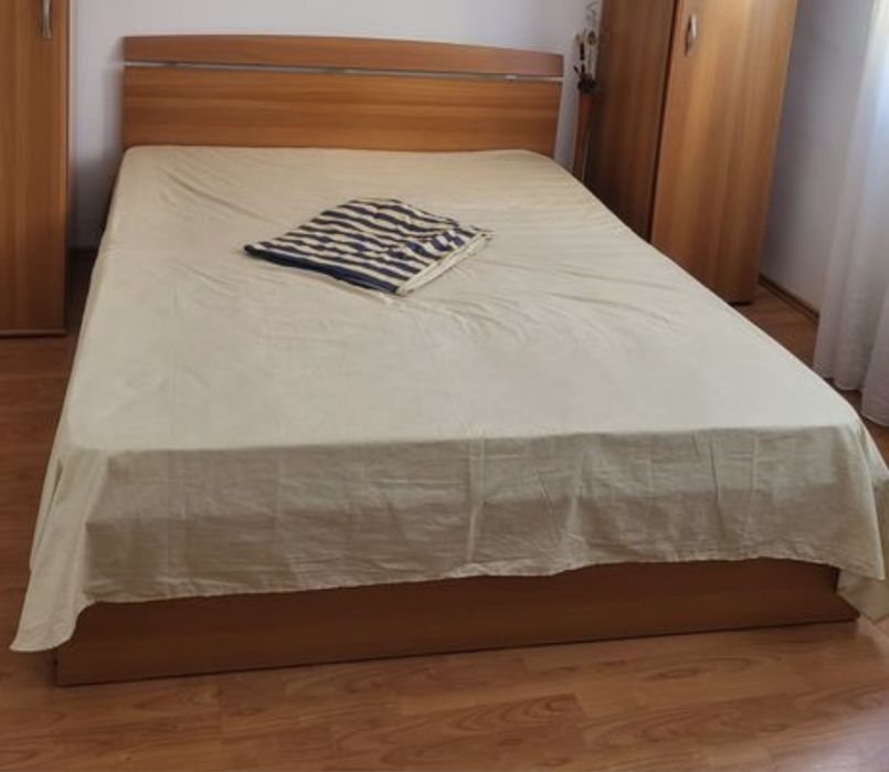 Pat din lemn ikea super pret